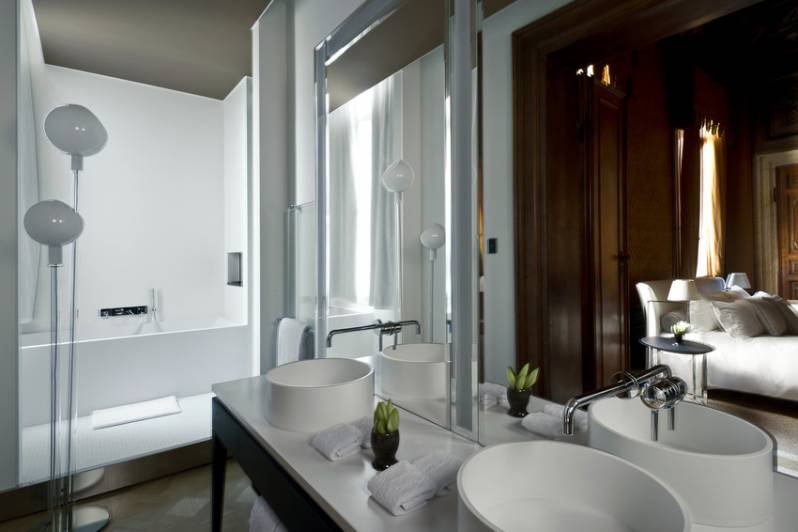 Aman Canal Grande Venice - Sansovino Stanza Bathroom