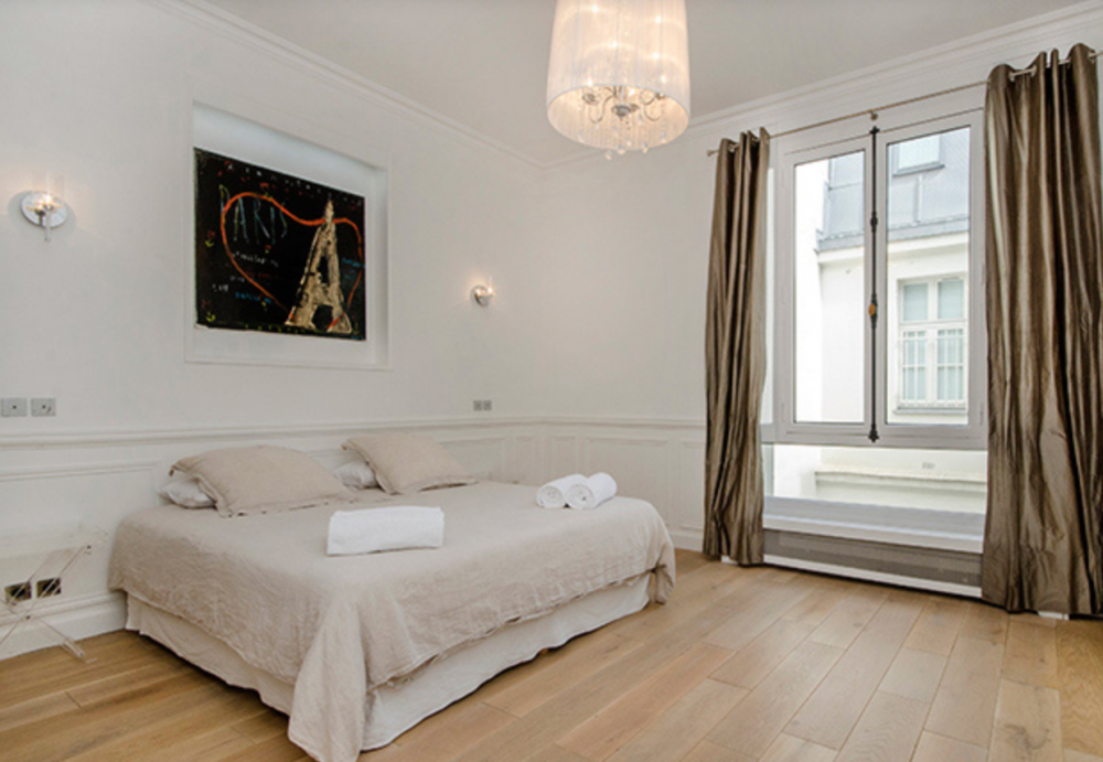 Paris-Apartment-Avenue-Montaigne-35
