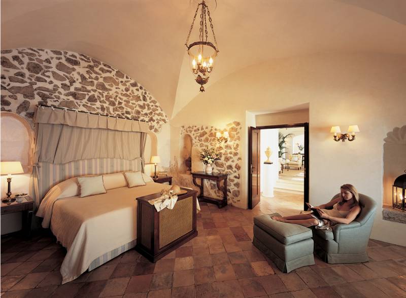 Bedroom area Exclusive Suite with private terrace and breathtaking sea view