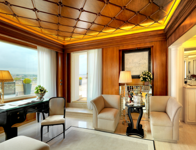Penthouse Suite Villa Medici