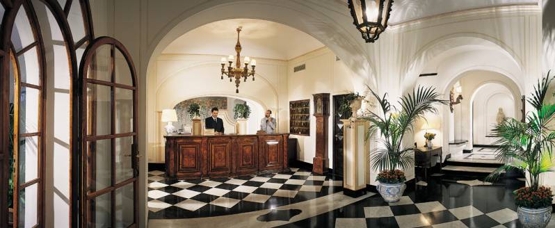 The Hotel Splendido Entrance
