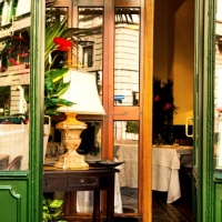 romantic restaurant in milan italy