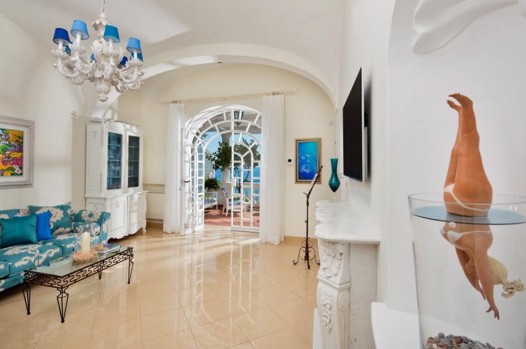 Exclusive luxury suites in the heart of Positano - info@italianalluretravel.com / www.italianalluretravel.com